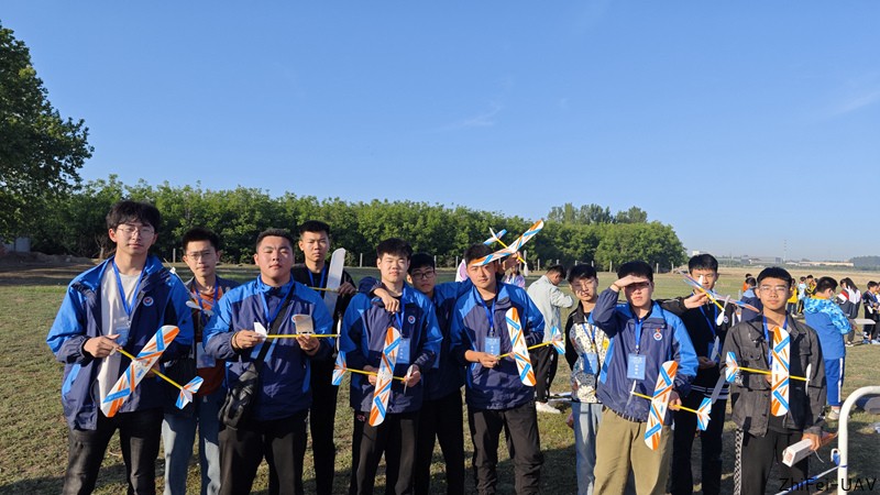 河北智飛極農(nóng)無(wú)人機(jī)科技|一鳶科技|行業(yè)定制無(wú)人機(jī)